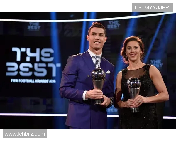 当今足球界最强十大球星排名解析 谁是现役足坛之王